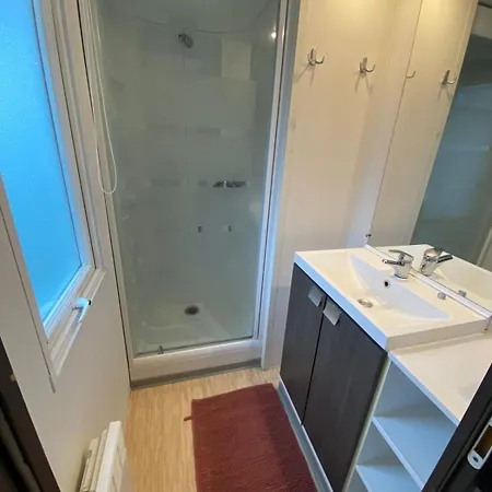 Mbh Proche Et Centre Sur 5 Etoiles Wifi Gratuit Tv 3 Piscines Chauffees Κάμπινγκ